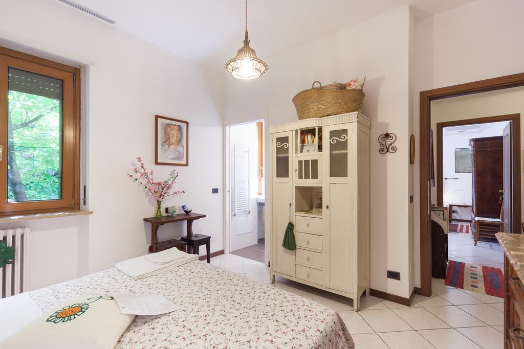 Al Quadrifoglio Bed & Breakfast Βερόνα Δωμάτιο φωτογραφία